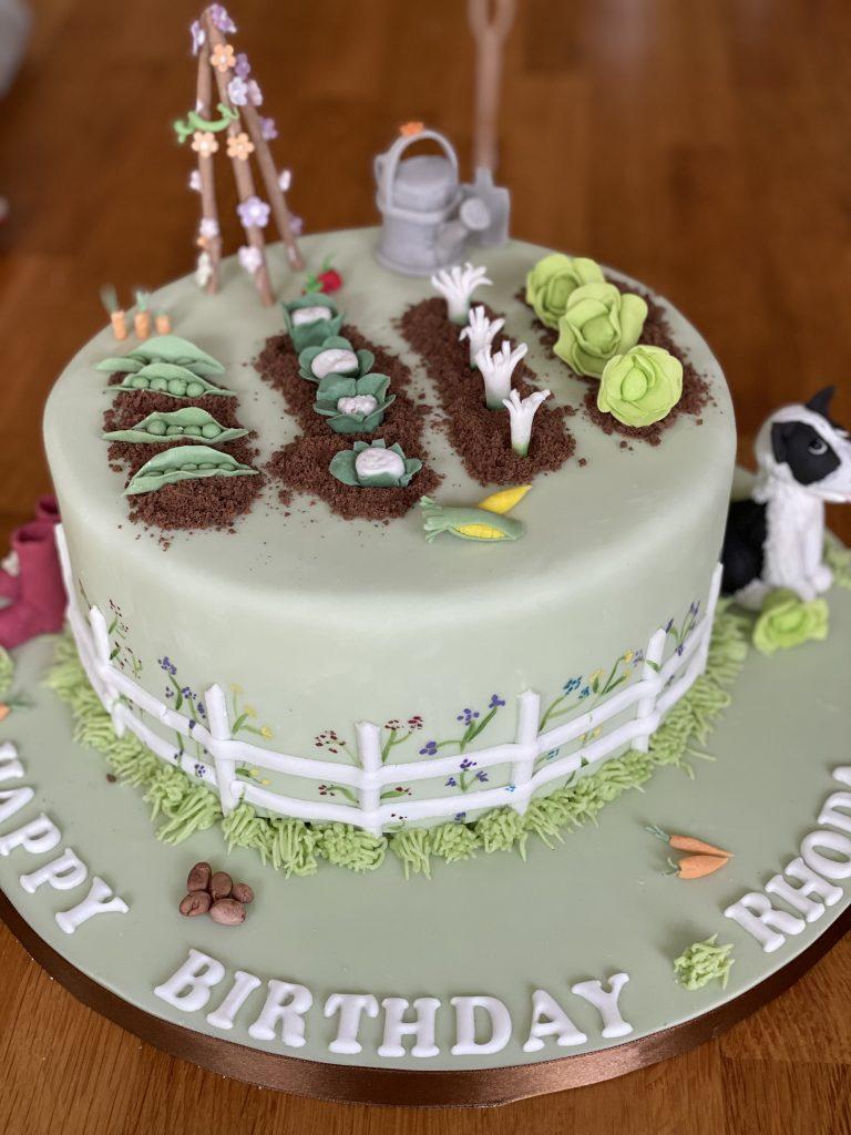 Garden cakes, bespoke cake, cake maker, st albans, birthday cake, garden cake, birthday cake design, chocolate cake, cake for a gardener