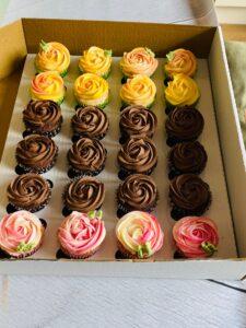 When asked if we could delivery some pretty cupcakes for fundraiser in the North East. Cupcakes Travel by Train!