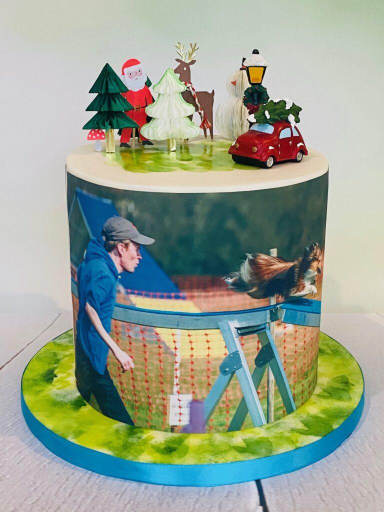 Agility christmas cake, made with love Julies Cake Company St Albans. dog lovers cake
